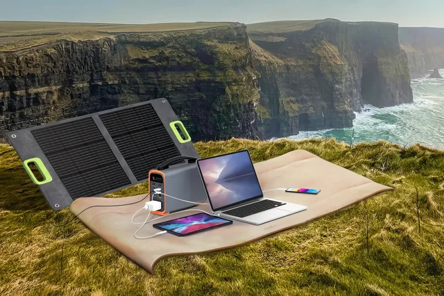 شارژ GT200 Pro با پنل خورشیدی قابل‌حمل